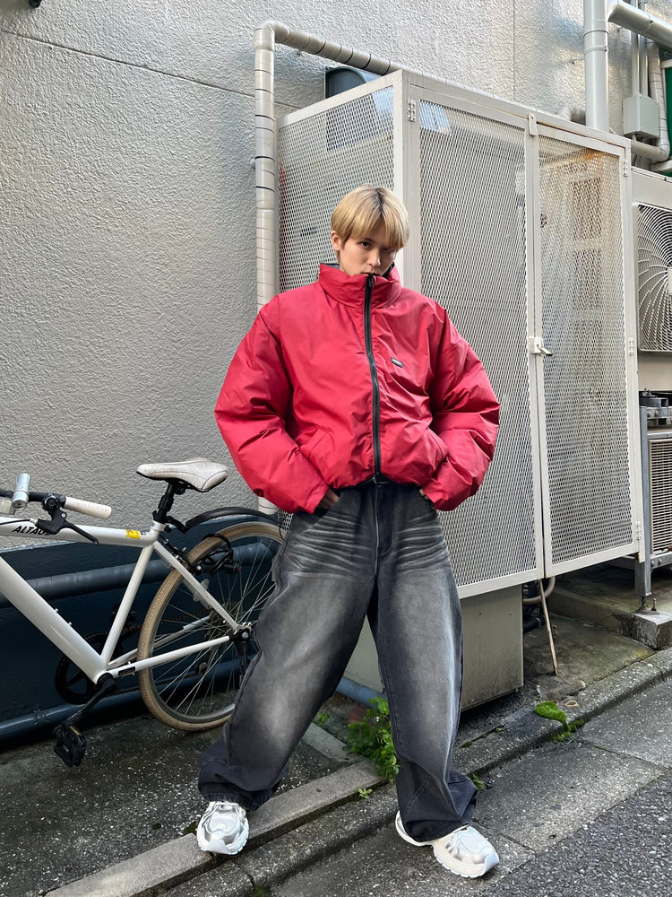 【10日以内お届け】 ウォッシュドブラックバギーデニム L2011