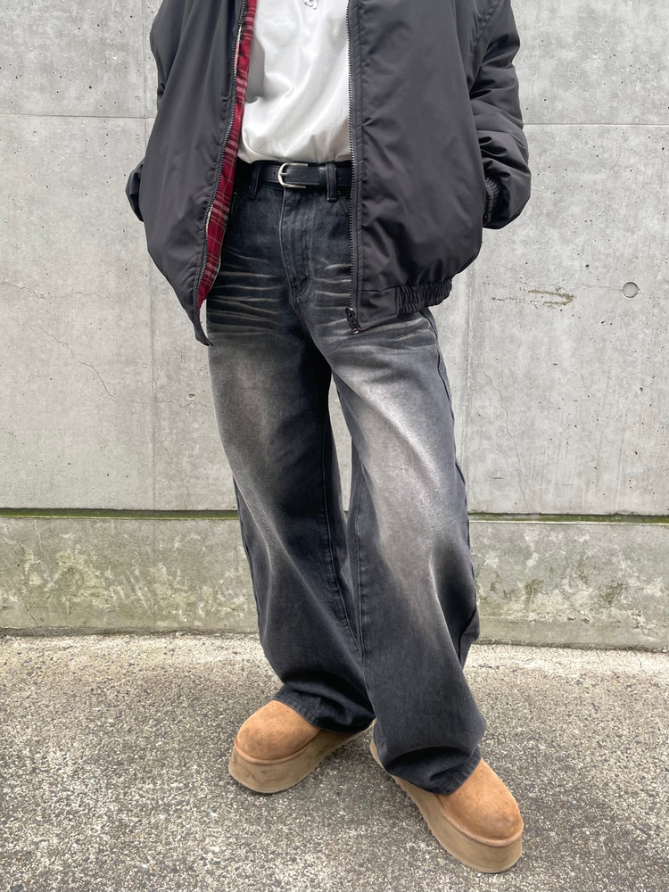 【10日以内お届け】 ウォッシュドブラックバギーデニム L2011