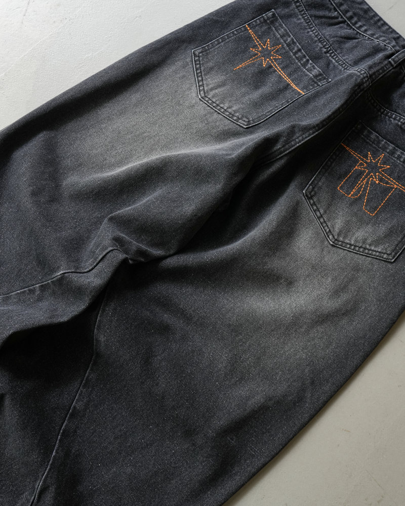 【10日以内お届け】カーブラインダメージデニム L2126