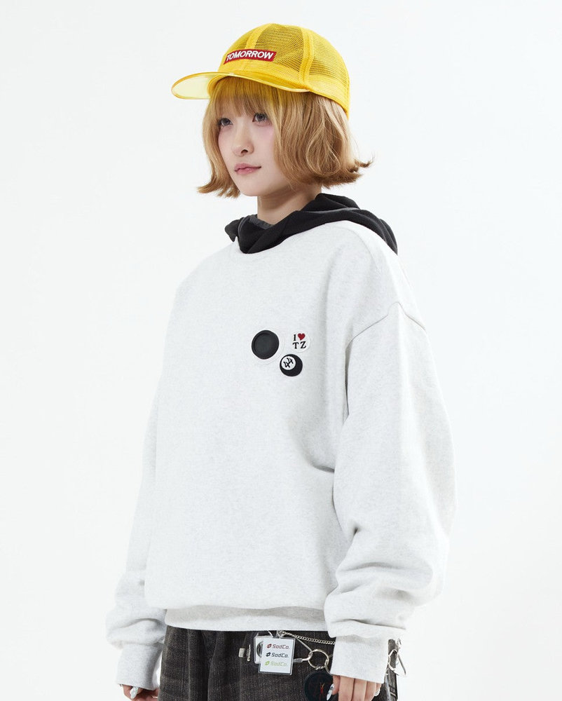 【10日以内お届け】デジタル缶バッジスウェット L2097