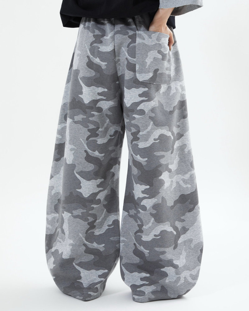 【10日以内お届け】カモフラバルーンスウェット L2203