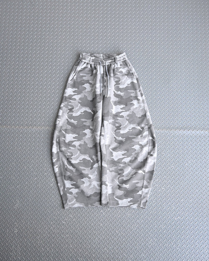 【10日以内お届け】カモフラバルーンスウェット L2203